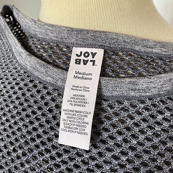 Joylab Cropped Seamless Mesh Top - MEDIUM - Picture 3 of 7